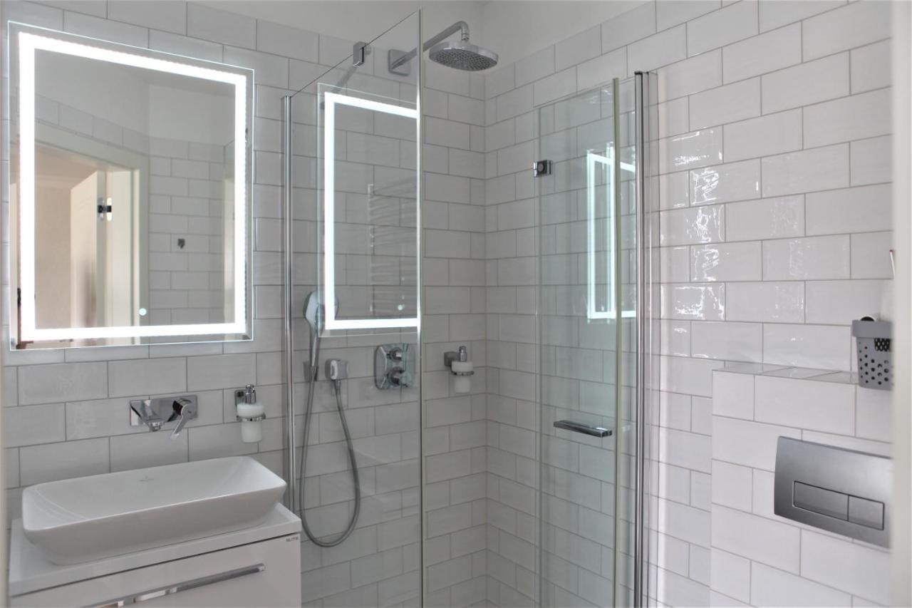 Apartament Błękitna Fala Mechelinki Apartment Bagian luar foto